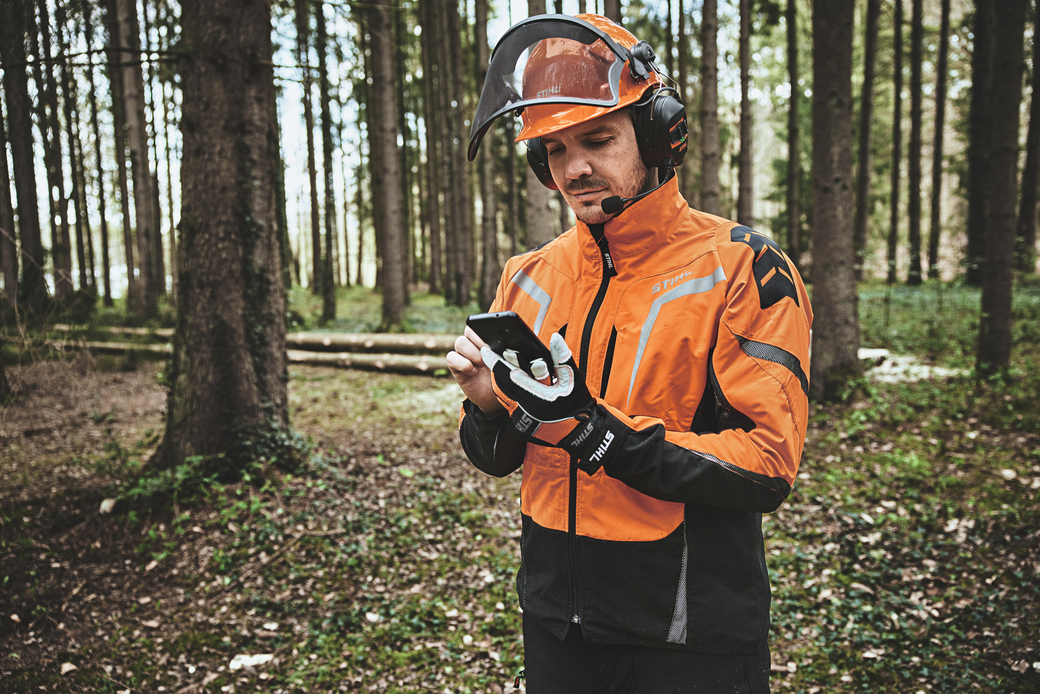 Hjelmsett ADVANCE X-Vent ProCOM