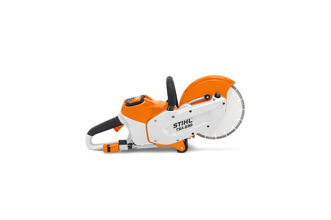 STIHL TS 800 kappemaskin mot hvit bakgrunn