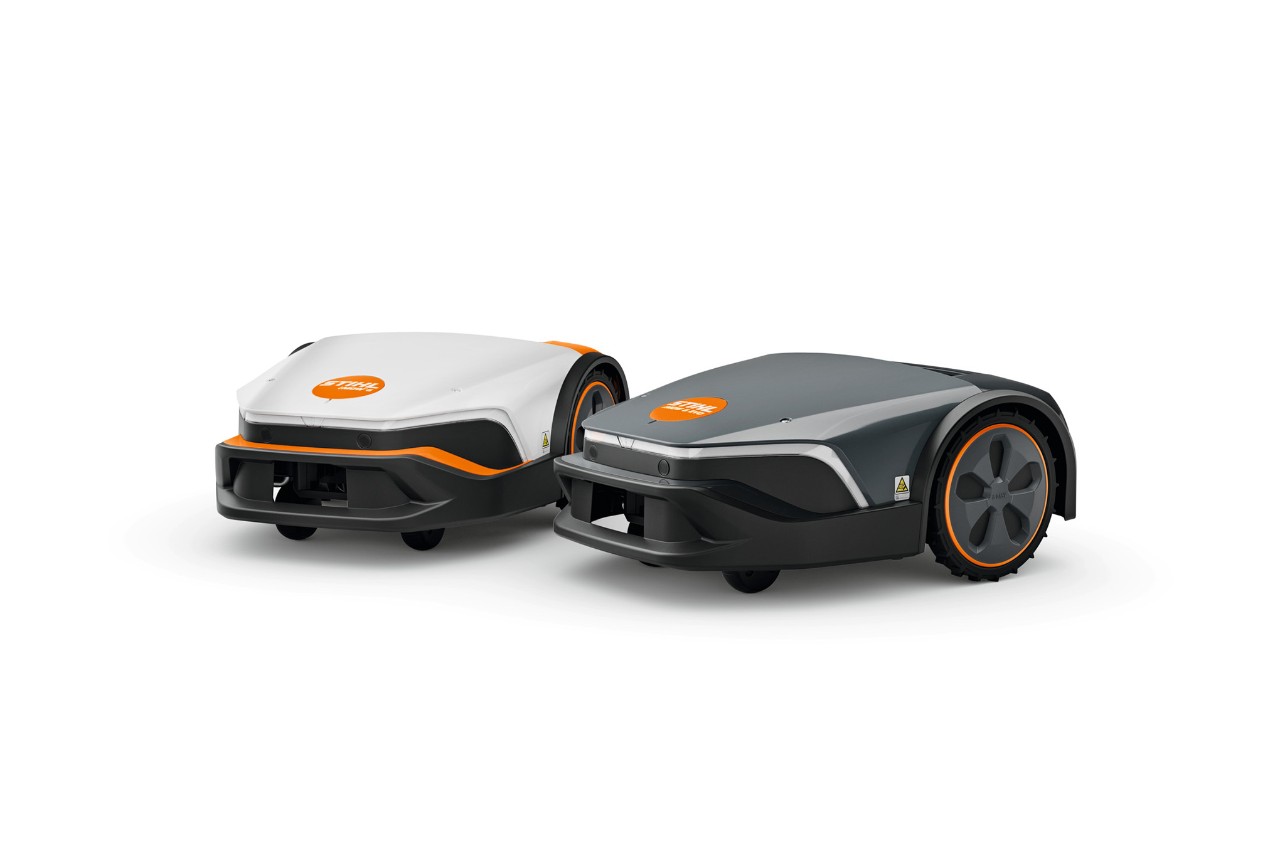 STIHL iMOW® og STIHL iMOW® EVO mot hvit bakgrunn